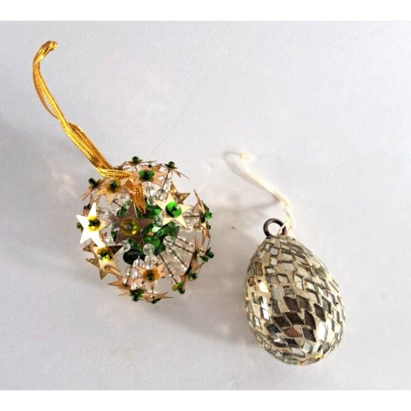 Vintage Christmas Ornaments Push Pin Silver Sequin Mosaic Retro Set Of 2 - Picture 1 of 3